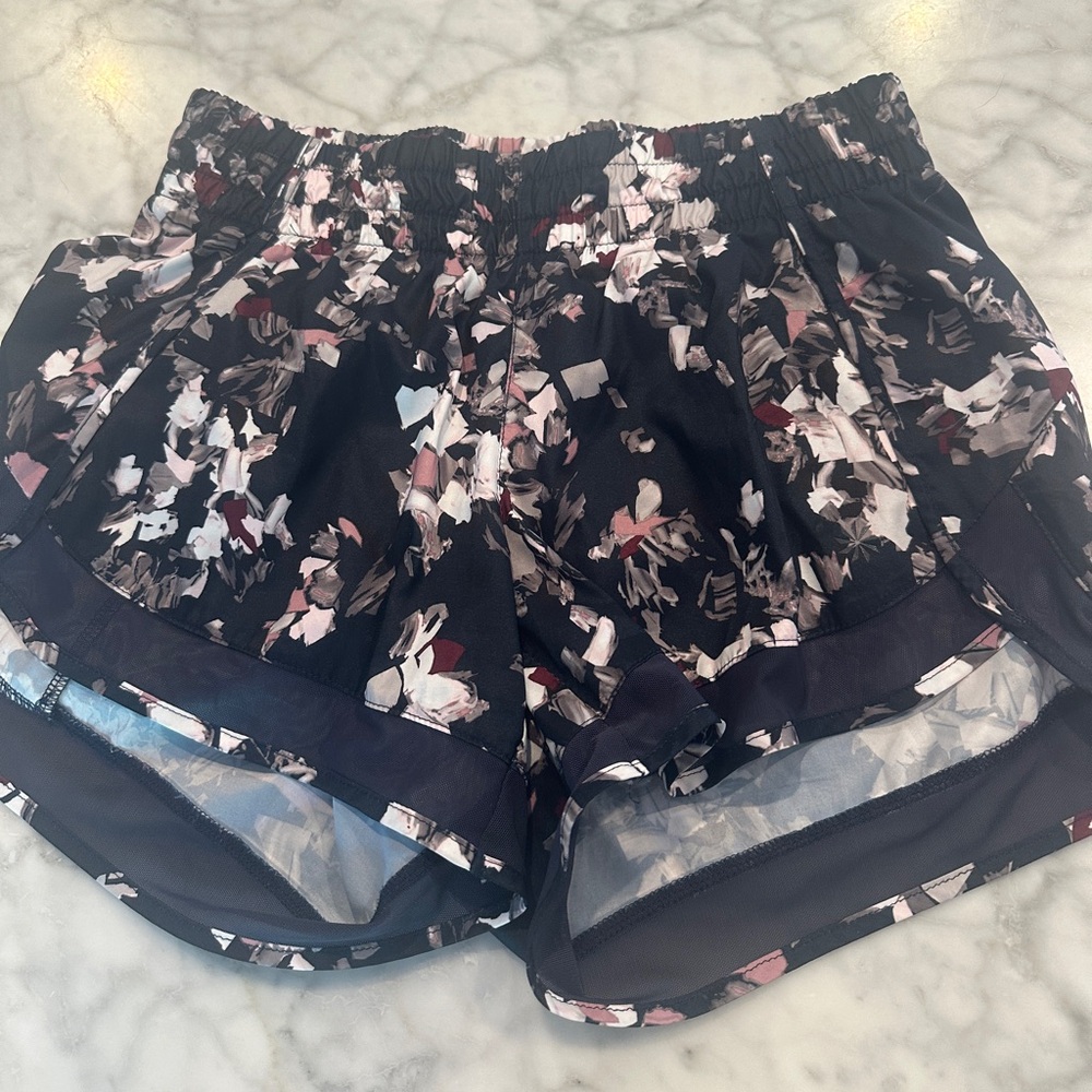 Athleta size xxs shorts.